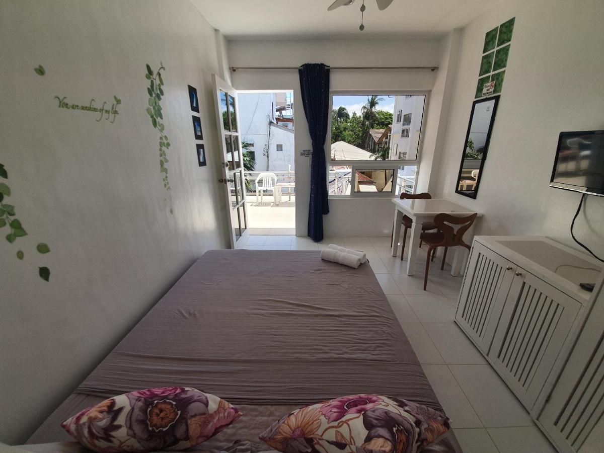 Clubboracay Apartelle Balabag  Esterno foto